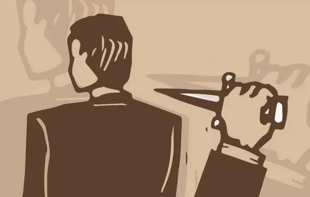 বাসায় ঢুকে বিচারকের ছেলেকে কুপিয়ে হত্যা