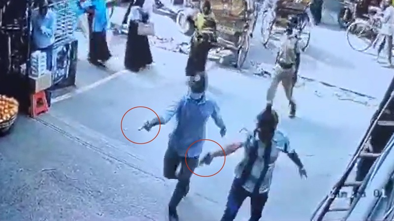 রাজধানীর ন্যাশনাল হাসপাতালের সামনে গুলি, যুবক নিহত