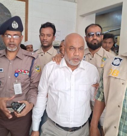বরিশাল জেলা আইনজীবী সমিতির সভাপতি সাদিকুর রহমান লিংকন