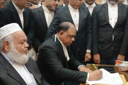 দায়িত্ব নিলেন চিফ প্রসিকিউটর আমিনুল ইসলাম