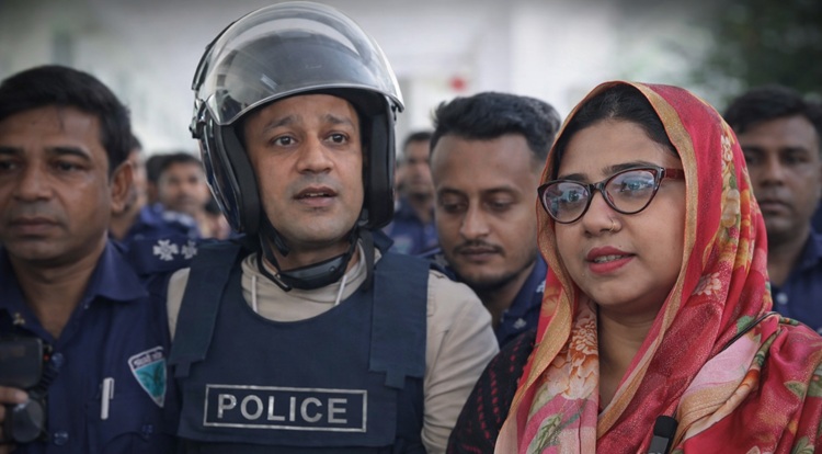 কারাবন্দী ব্যারিস্টার সুমনের মুক্তি চেয়ে স্ত্রীর আবেগঘন ফেসবুক পোস্ট