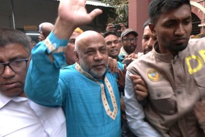 বরিশালে আদালতে ভাঙচুরের মামলায় আইনজীবী সমিতির সভাপতিসহ ১১ জনের জামিন