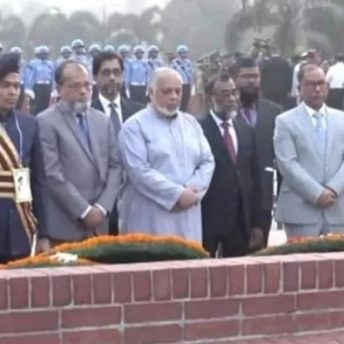 জাতীয় স্মৃতিসৌধে বীর শহীদদের প্রতি প্রধান বিচারপতির শ্রদ্ধা