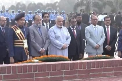 জাতীয় স্মৃতিসৌধে বীর শহীদদের প্রতি প্রধান বিচারপতির শ্রদ্ধা