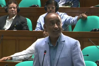 সংসদে আইনমন্ত্রী