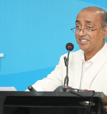 আইন, বিচার ও সংসদ বিষয়কমন্ত্রী মো. আসাদুজ্জামান